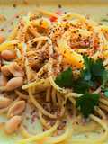 Espaguetis con curry verde