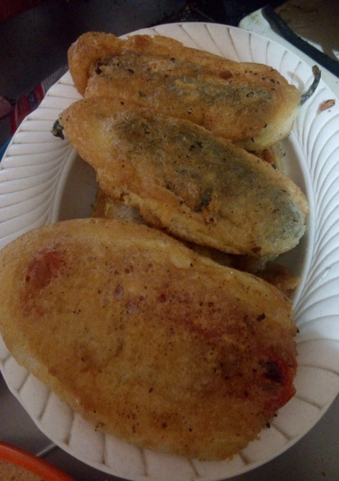 Una foto de Chiles jalapeños rellenos de queso