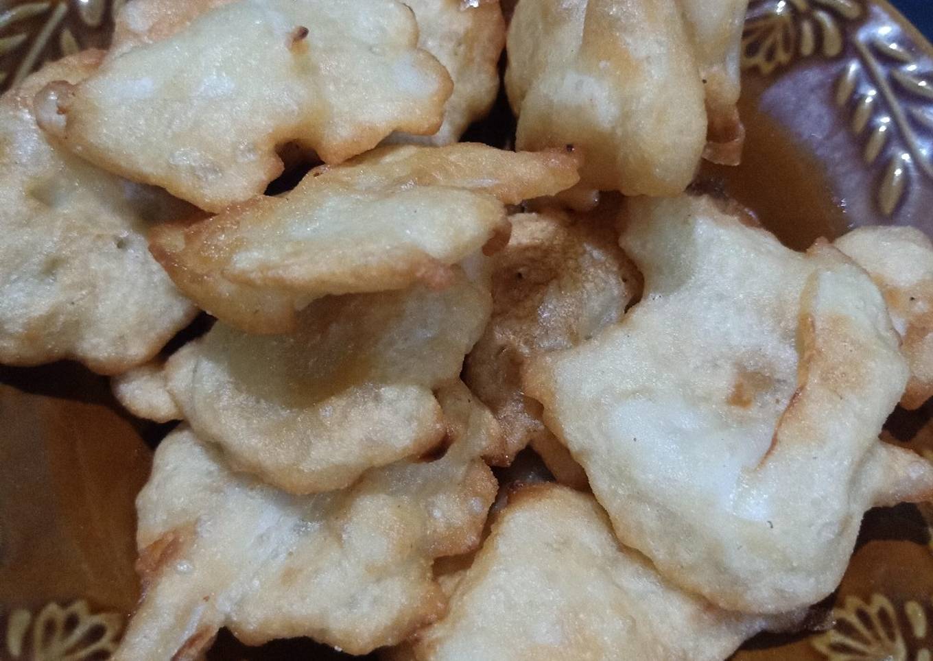 Kelapa muda goreng (godo kelopo)