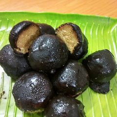 A picture of Marzipan chocolate.