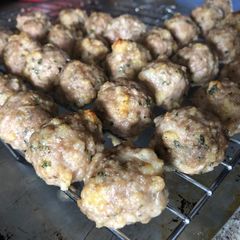 A picture of All Purpose Meatballs.