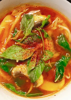 Hình của món 🌱 Canh Chua Nấm Vị Tomyum Cay (Chay).