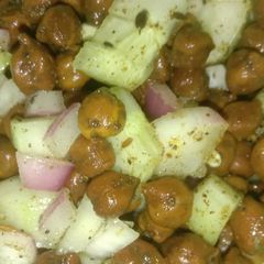 A picture of Chana chaat.