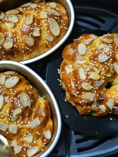 Hình của món Bánh mì hoa cúc bằng nckd.