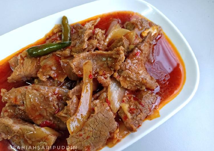 Daging Masak Merah Terangkat