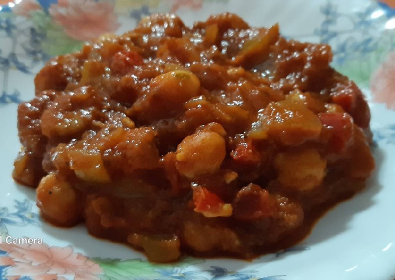 Garbanzos con tomate y sabor a mar