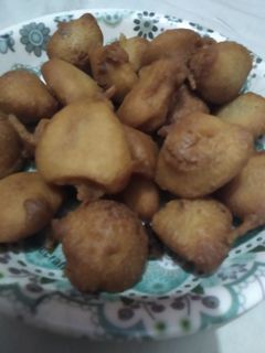 गुलगुले (Gulgule recipe in Hindi) रेसिपी मुख्य फोटो