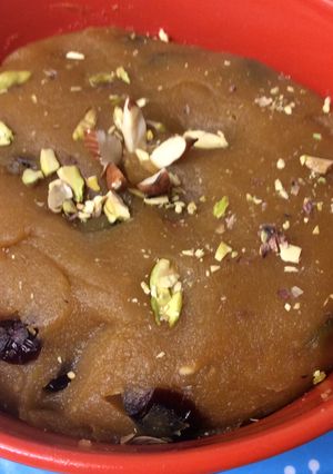 A picture of Chickpea Dessert/Besan ka halwa.