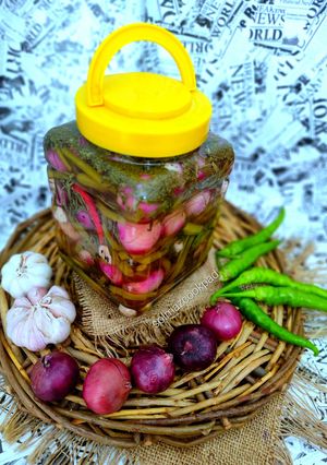 عکسی از دستور ترشی لوبیا سبز و پیاز solmaz