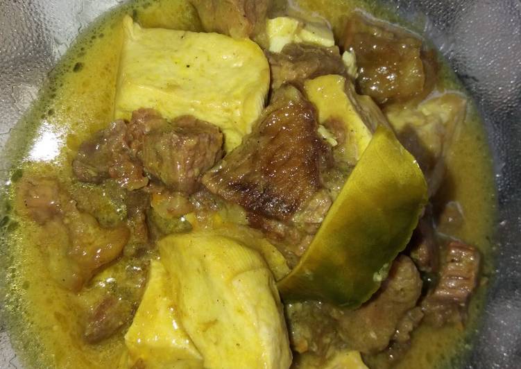 Semur daging campur tahu