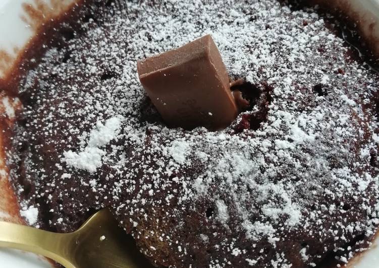 Simple Way to Make Any-night-of-the-week Lava-Schoko-Mikrowellen-Tassenkuchen 🌋 ☕