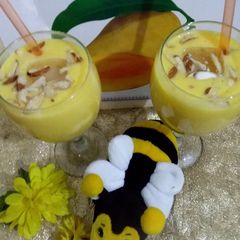 A picture of Honey Mango Shake.