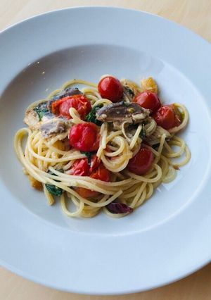 Foto di Pasta d'estate con pomodorini e sardine