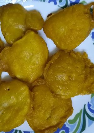 A picture of Potato round pakoray.