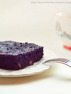 Una foto de Brownie doble chocolate SIN GLUTEN, SIN LACTOSA y SIN HORNO (ECONÓMICO)