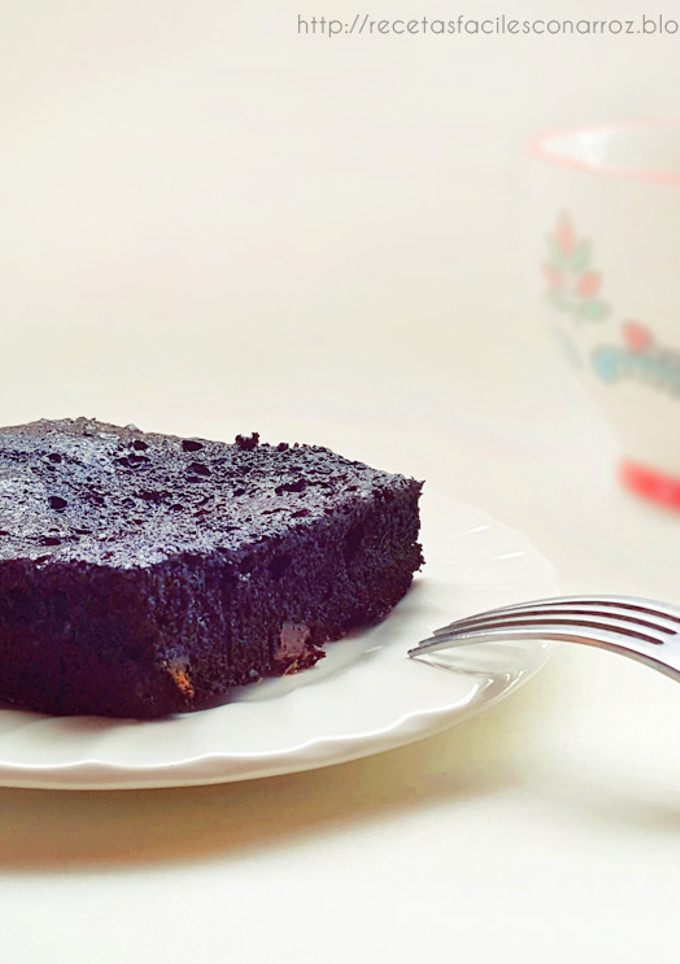 Una foto de Brownie doble chocolate SIN GLUTEN, SIN LACTOSA y SIN HORNO (ECONÓMICO)