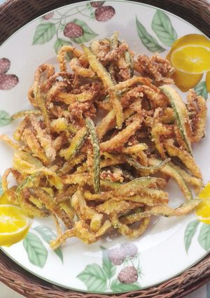 Foto di Antipasto di zucchine chips