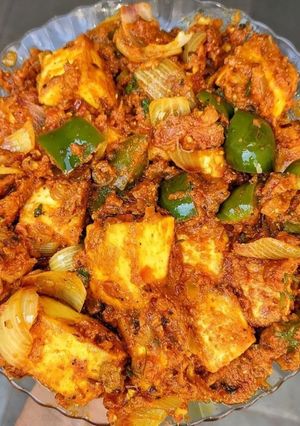 कड़ाई पनीर (kadai paneer recipe in Hindi) रेसिपी मुख्य फोटो