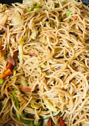 A picture of Noodles.