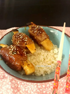 Una foto de Tteokgalbi de ternera y cerdo típica coreana
