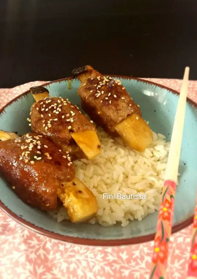 Una foto de Tteokgalbi de ternera y cerdo típica coreana