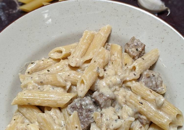 Penne Saus Krim dengan Saikoro