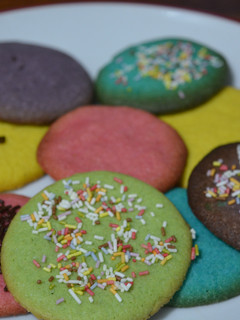 Una foto de Galletas de mantequilla de colores