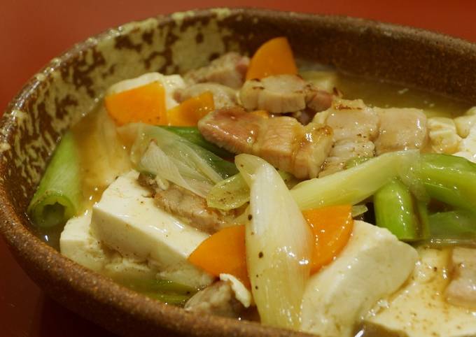 Bacon and Tofu stir-fry in Japanese Style gravy
