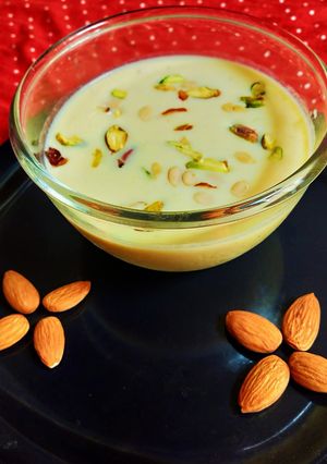કેસરપિસ્તા ખીર રેસીપી મુખ્ય ફોટો