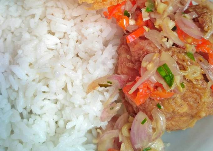 Sambal Matah (dengan ayam krispy)