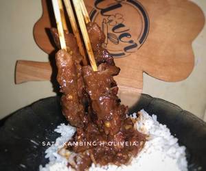 Praktis, Menyajikan 276) Sate Kambing Paling Enak