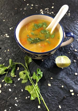 A picture of Lemon Pepper Oats Soup.