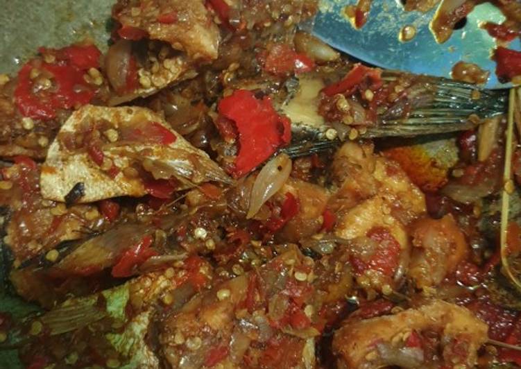 Ikan asin gabus super pedas
