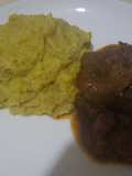 Puré mixto con hígado guisado