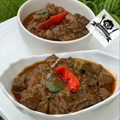 A picture of Sweet & sour liver sauce.