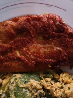 Una foto de Milanesa de pescado a la marinera