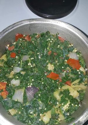 A picture of Cooked pumpkins leaves.