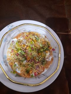 દહીં પૂરી (Dahi Poori Recipe In Gujarati) રેસીપી મુખ્ય ફોટો
