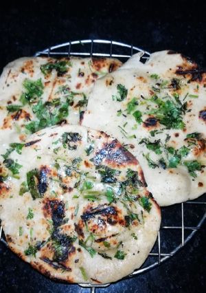 A picture of Tandoori Naan (Tandoori Naan Recipe).