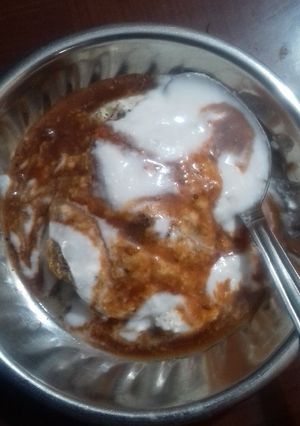 दही बड़ा (dahi vada recipe in Hindi) रेसिपी मुख्य फोटो