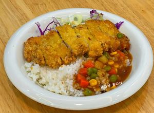 Hình của món Katsu Curry - Cơm Cà Ri Thịt Chiên Xù Nhật Bản.