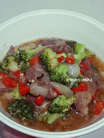 Cara Gampang Menyiapkan Resep 160. Tumis Brokoli Daging Sapi yang Enak Banget Anti Ribet, Uenak Banget