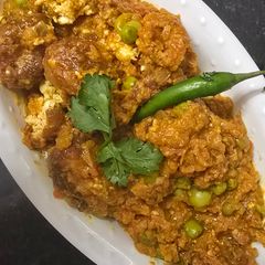 A picture of Moti paneer.