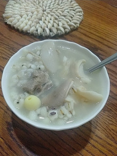 豬肚排骨四神湯 的食譜成品照片