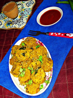 ભાત નાં મુઠીયા (Rice Muthia Recipe In Gujarati) રેસીપી મુખ્ય ફોટો