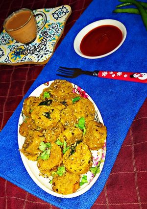 ભાત નાં મુઠીયા (Rice Muthia Recipe In Gujarati) રેસીપી મુખ્ય ફોટો