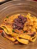 Pappardelle (massa) com ragu de carne