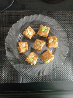 મોહનથાળ(Mohanthal Recipe in Gujarati) રેસીપી મુખ્ય ફોટો