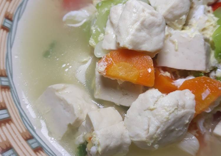 Langkah Mudah untuk Menyiapkan #53 Sup Oyong Tahu Putih yang Enak
