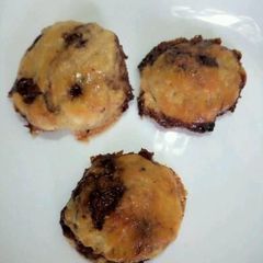 A picture of Crunchy Lemon Choco rounds.